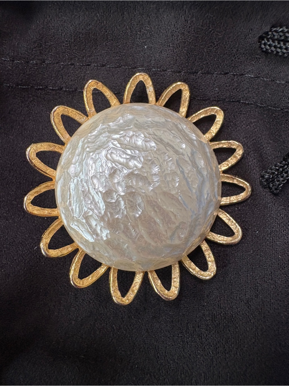 Elegant Vintage Floral Brooch Faux Pearl Center Gold Tone